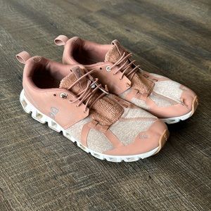 On Cloud - Cloud 5 - Women’s Size 8